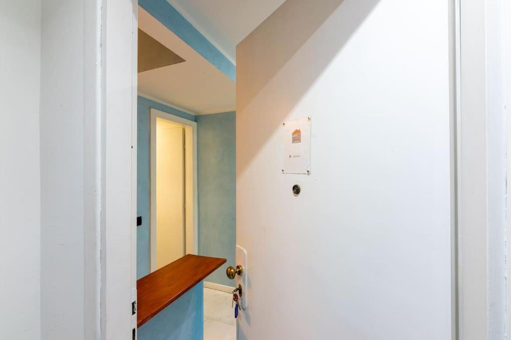 Seneca Apartment Милано Екстериор снимка